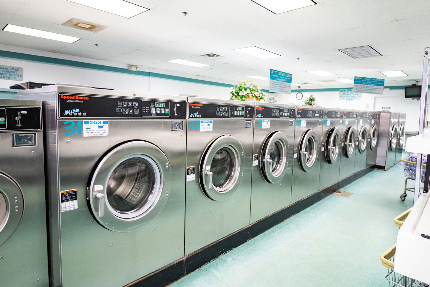 Coin Operated Laundry Machine